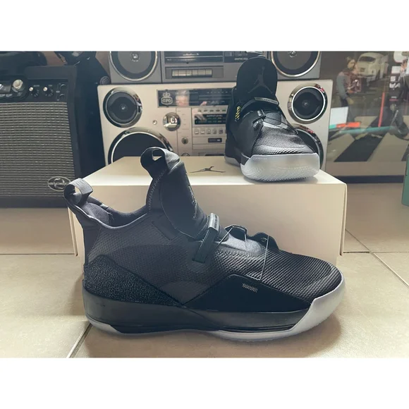 Men's Air Jordan XXXIII Basketball Shoes Size 10.5 Black/Grey - Picture 1 of 5